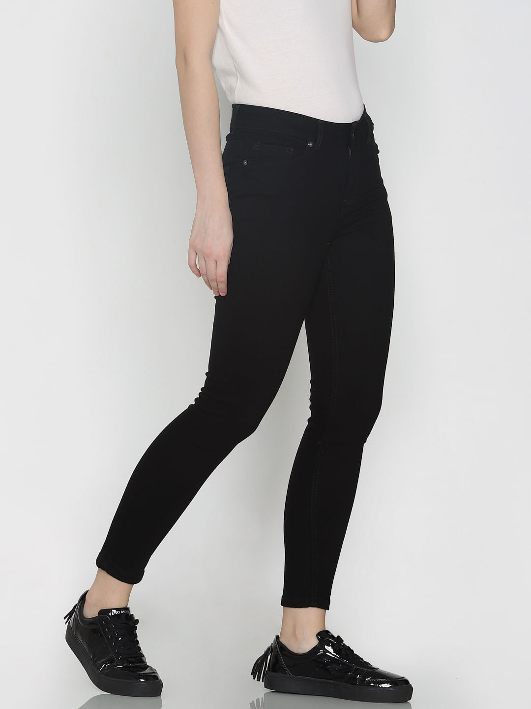 Black Mid Rise Skinny Fit Jeans