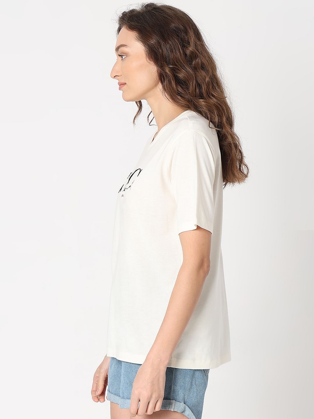 White Chic Text Print T-Shirt
