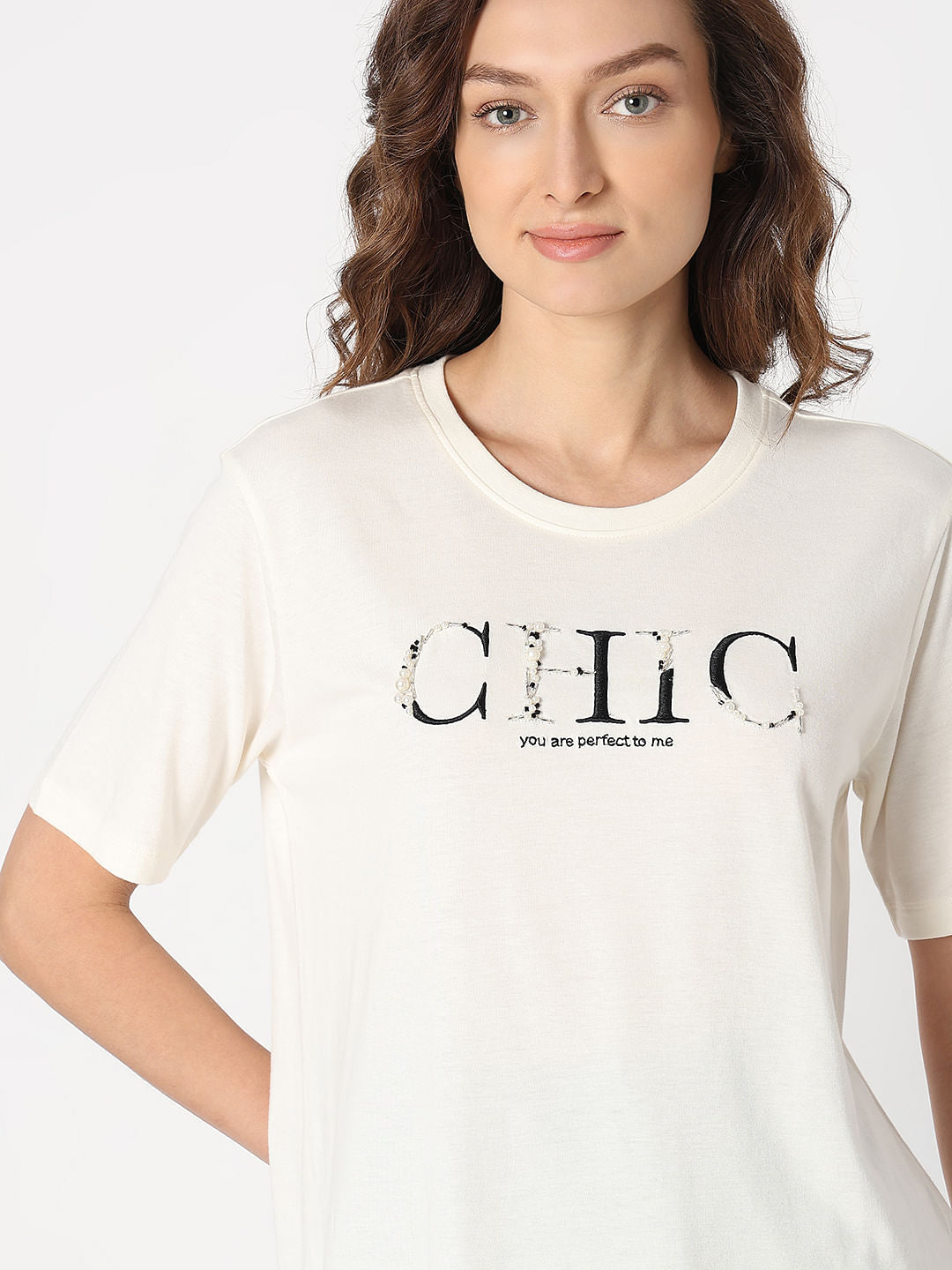 White Chic Text Print T-Shirt