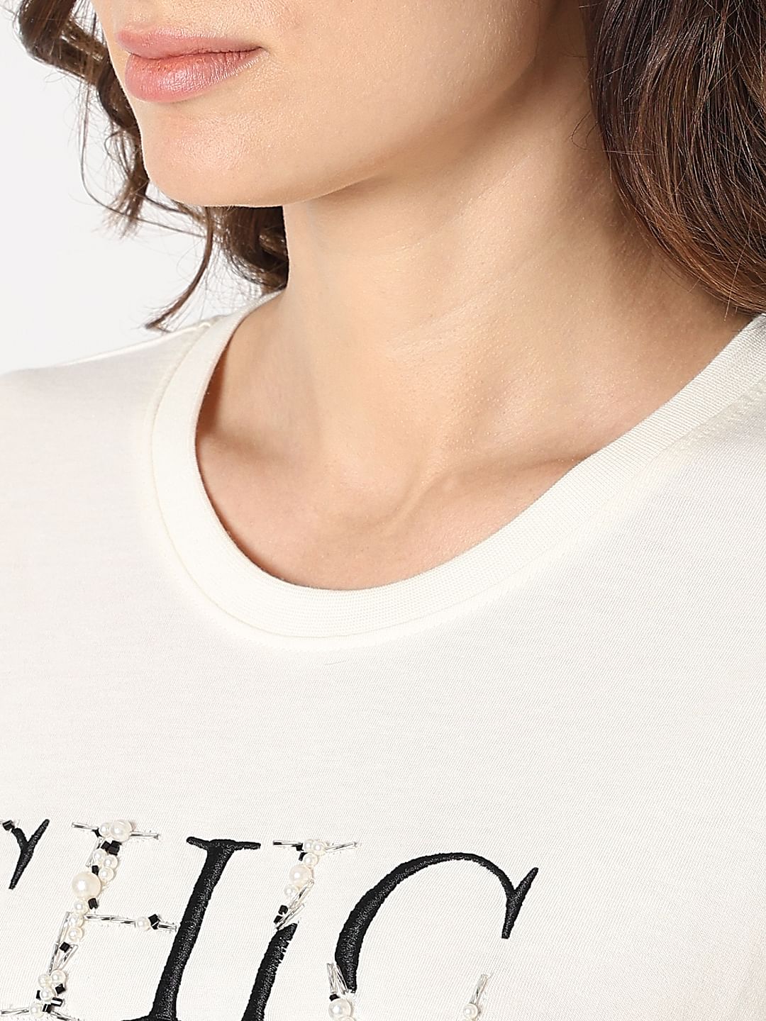 White Chic Text Print T-Shirt