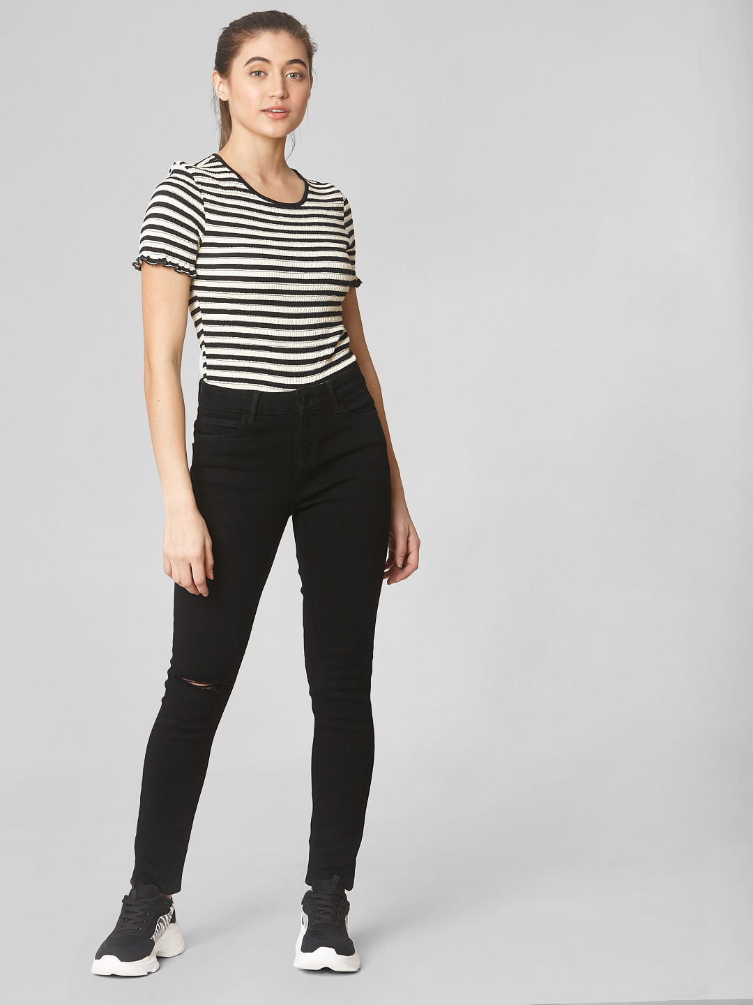 Black Mid Rise Knee Slit Skinny Fit Jeans