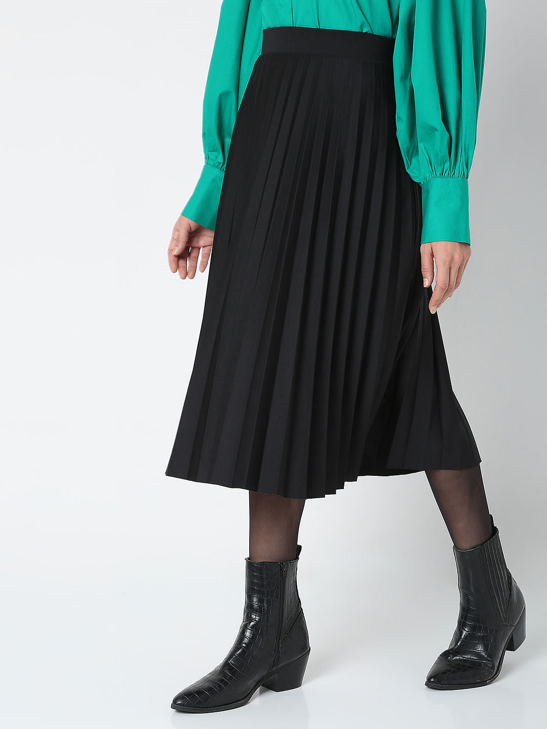 Black High Rise Pleated Midi Skirt