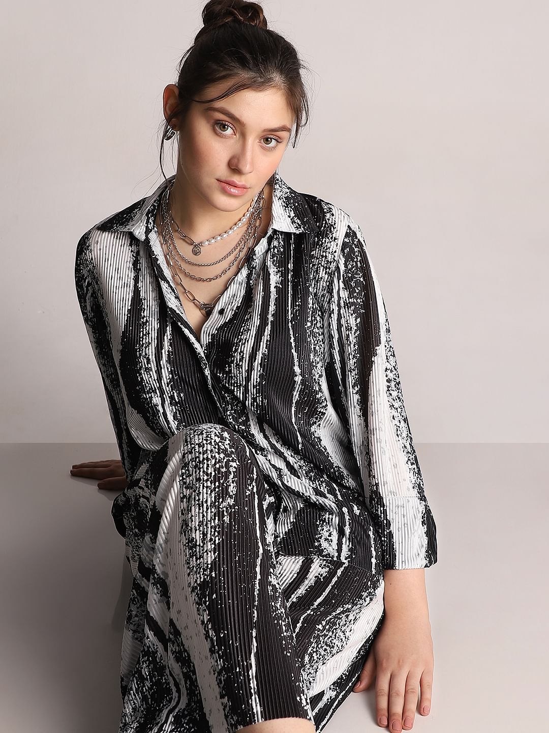 Curve Black Printed Pleated Co-Ord Set Shirt