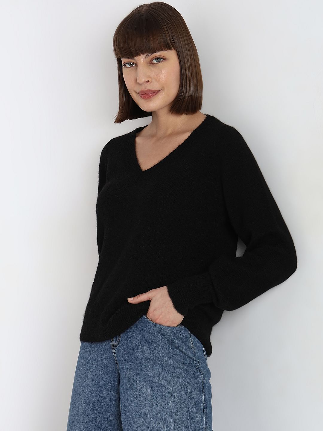 Black V-Neck Pullover