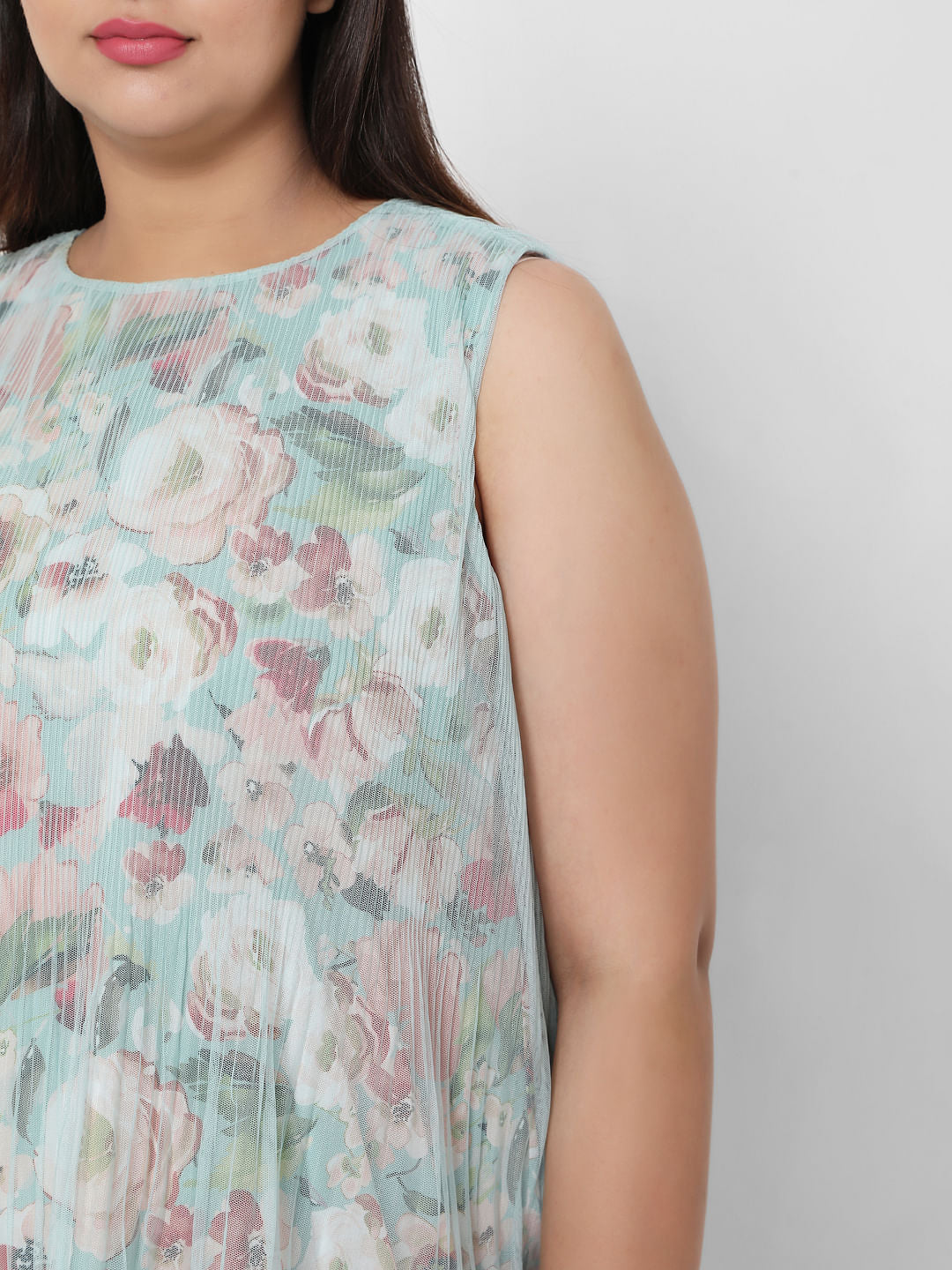 Curve Green Floral Mesh Layered Dress