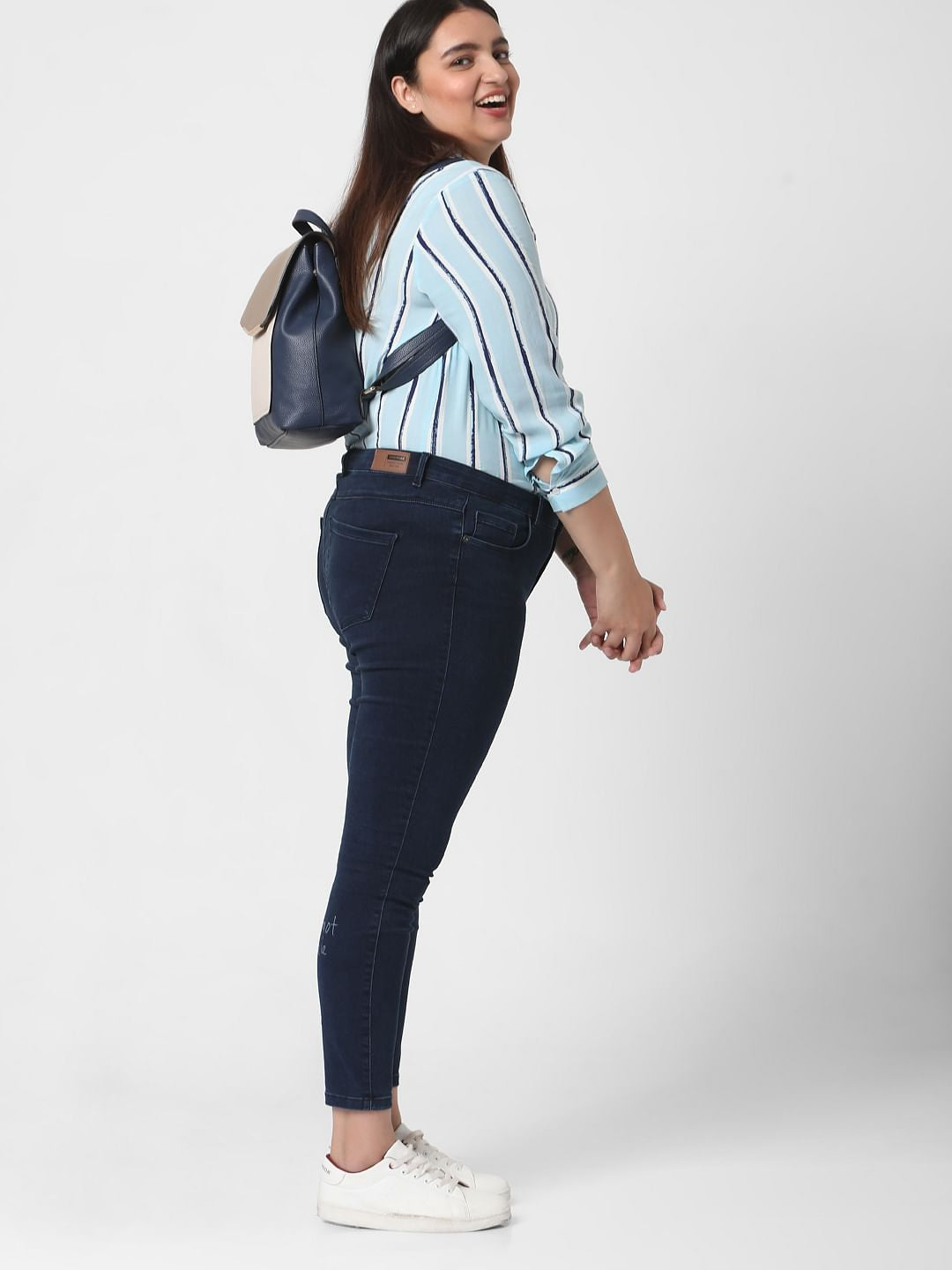Curve Dark Blue Mid Rise Wendy Skinny Jeans