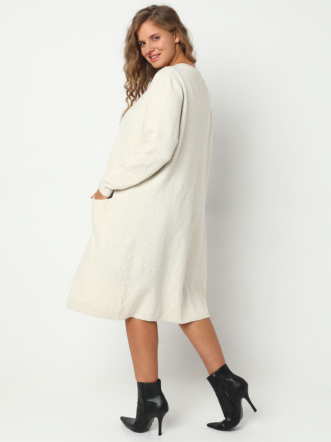 Curve Cream Full Sleeves Long Cardigan
