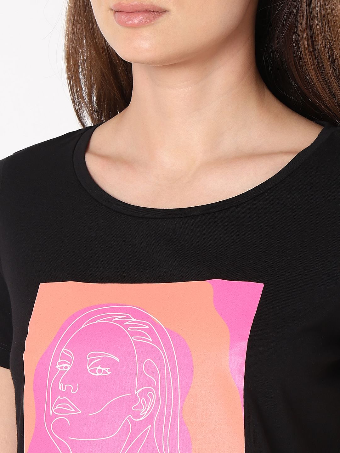 Black Graphic Print T-Shirt