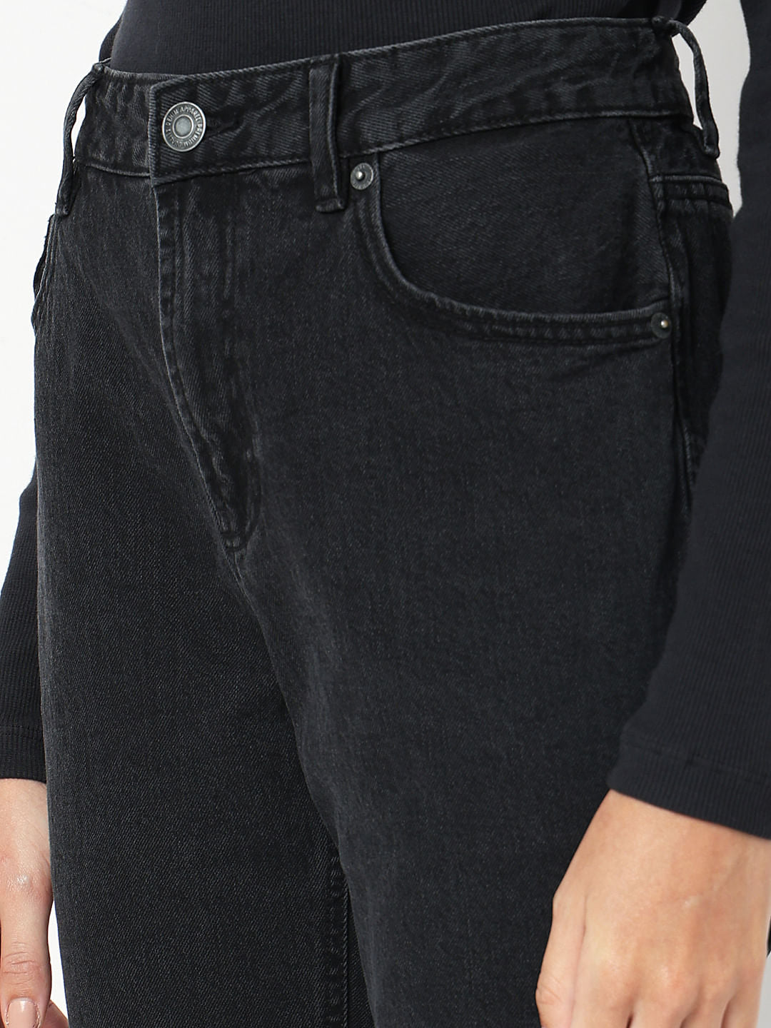 Black High Rise Straight Fit Jeans