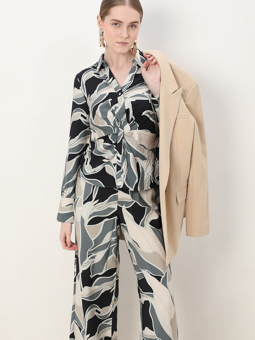 Green Front Knot Co-Ord Set Shirt