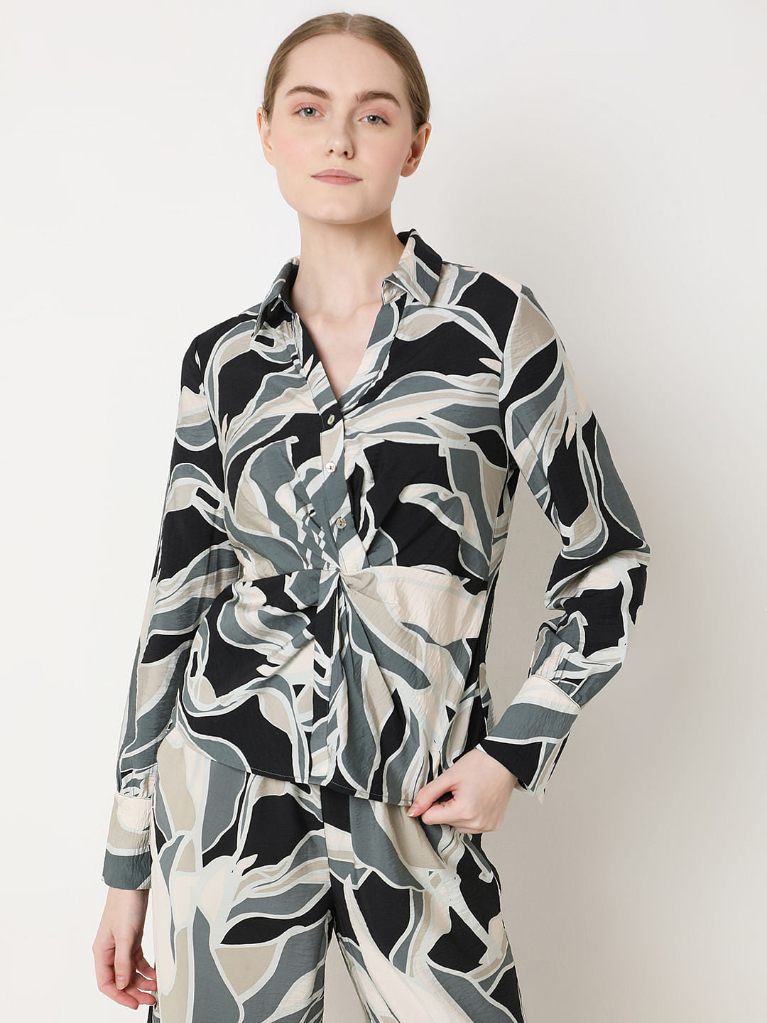 Green Front Knot Co-Ord Set Shirt