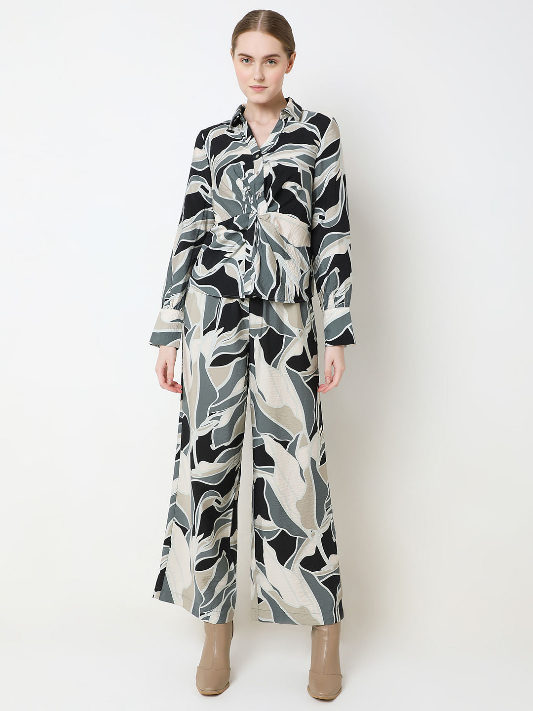 Green Front Knot Co-Ord Set Shirt