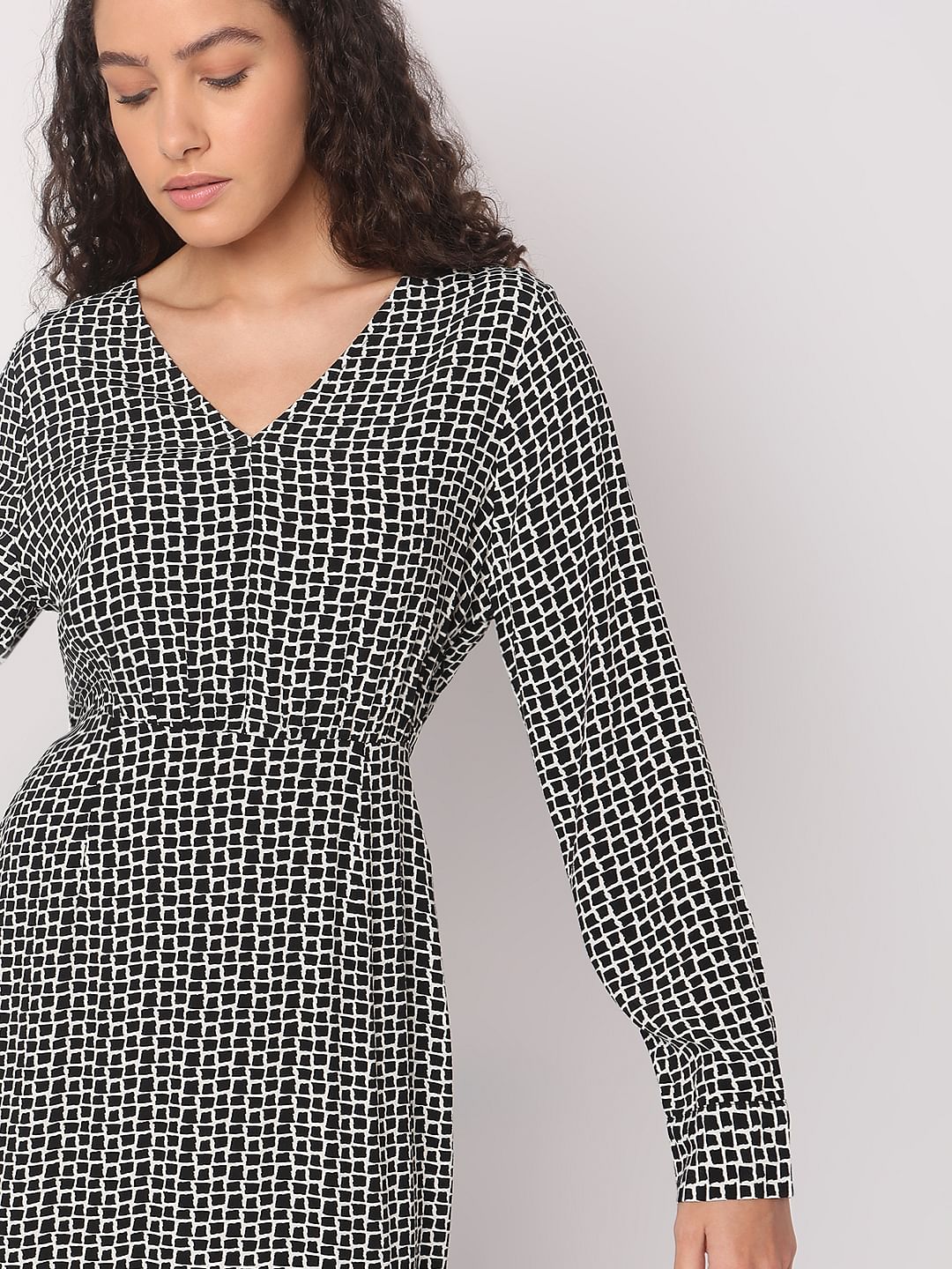 Black Abstract Print Midi Dress