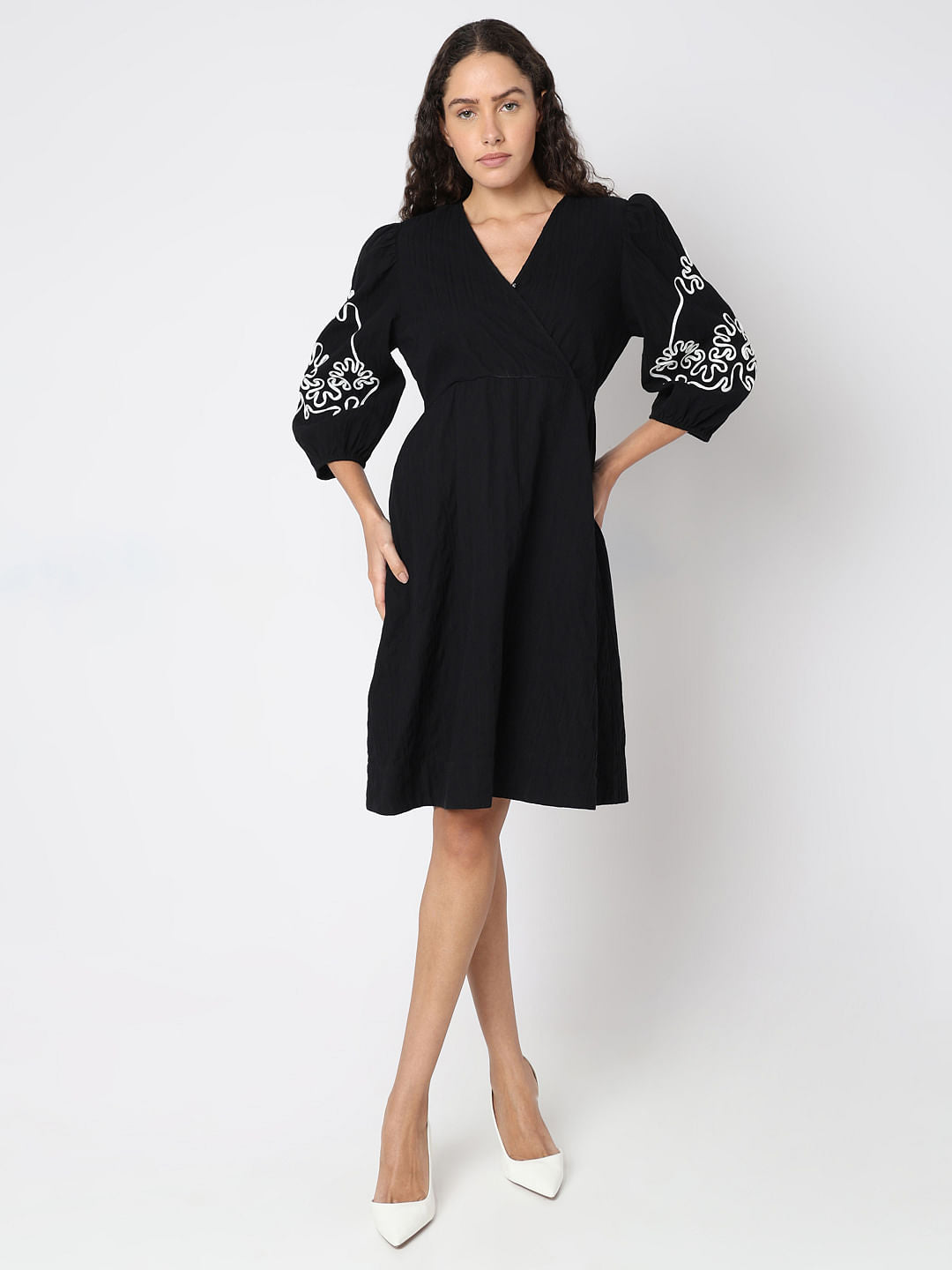 Black Puff Sleeves Cotton Dress