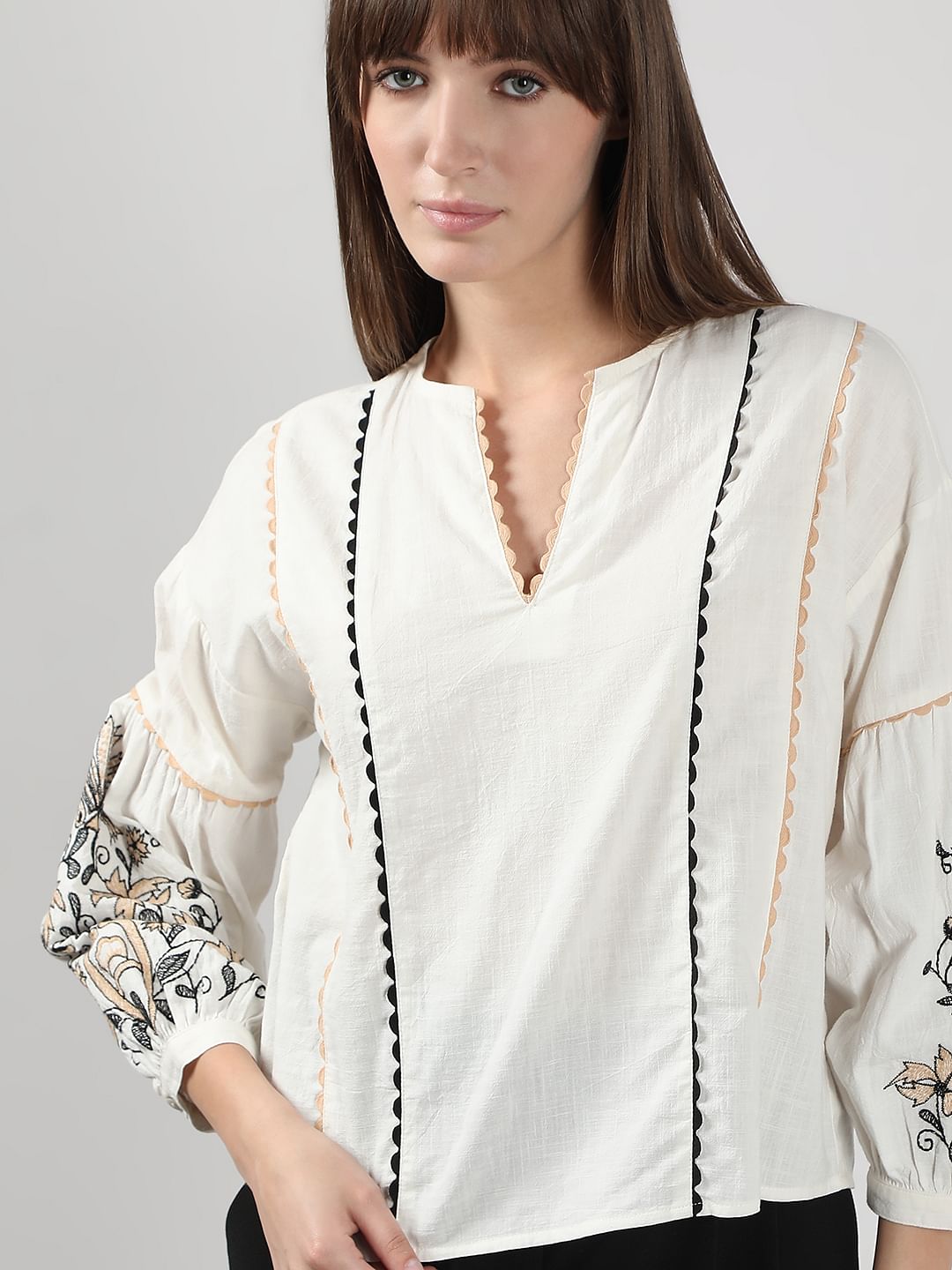 White Printed Puff Sleeves Top