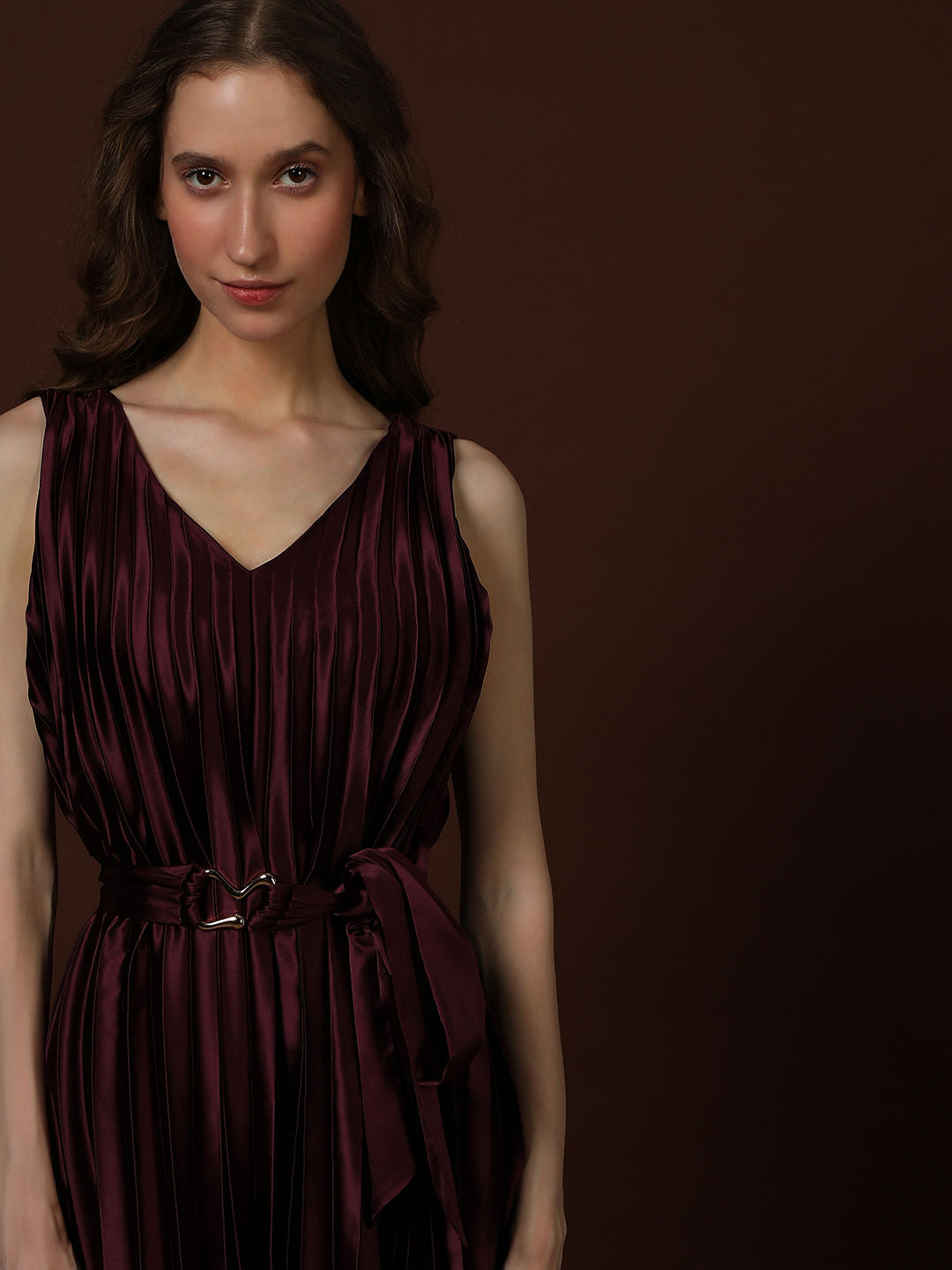 Wine Pleated Sleeveless Dress