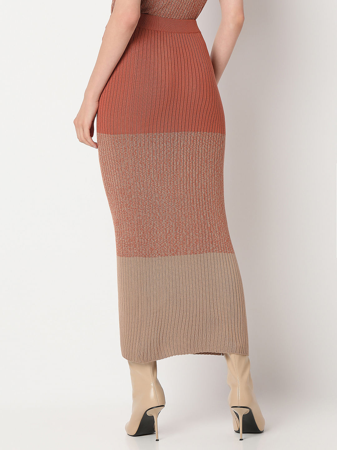 Beige Colourblocked Knitted Co-Ord Set Skirt