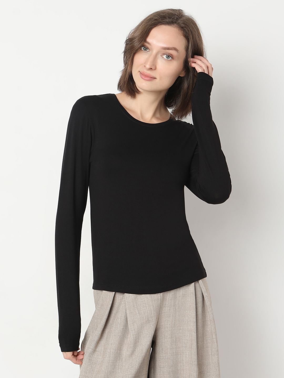 Black O-Neck Top