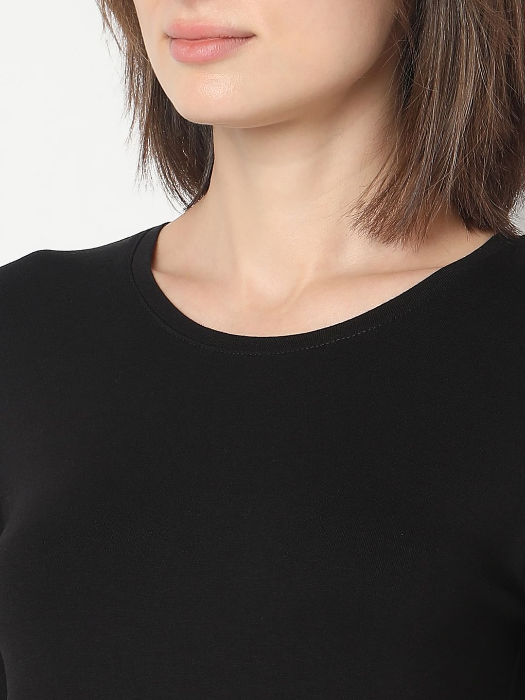 Black O-Neck Top