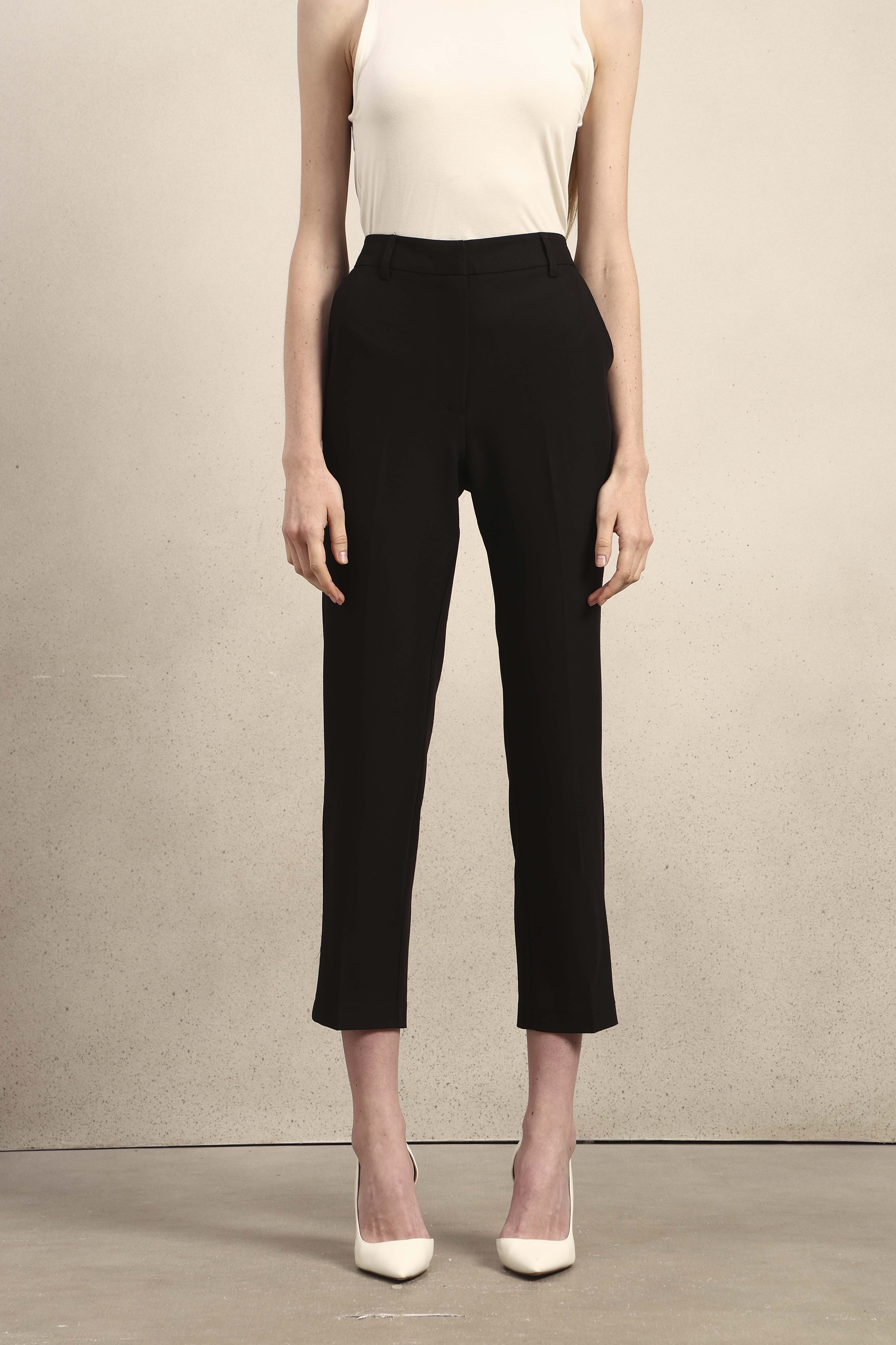 Cropped Slim Fit Tailored Pants