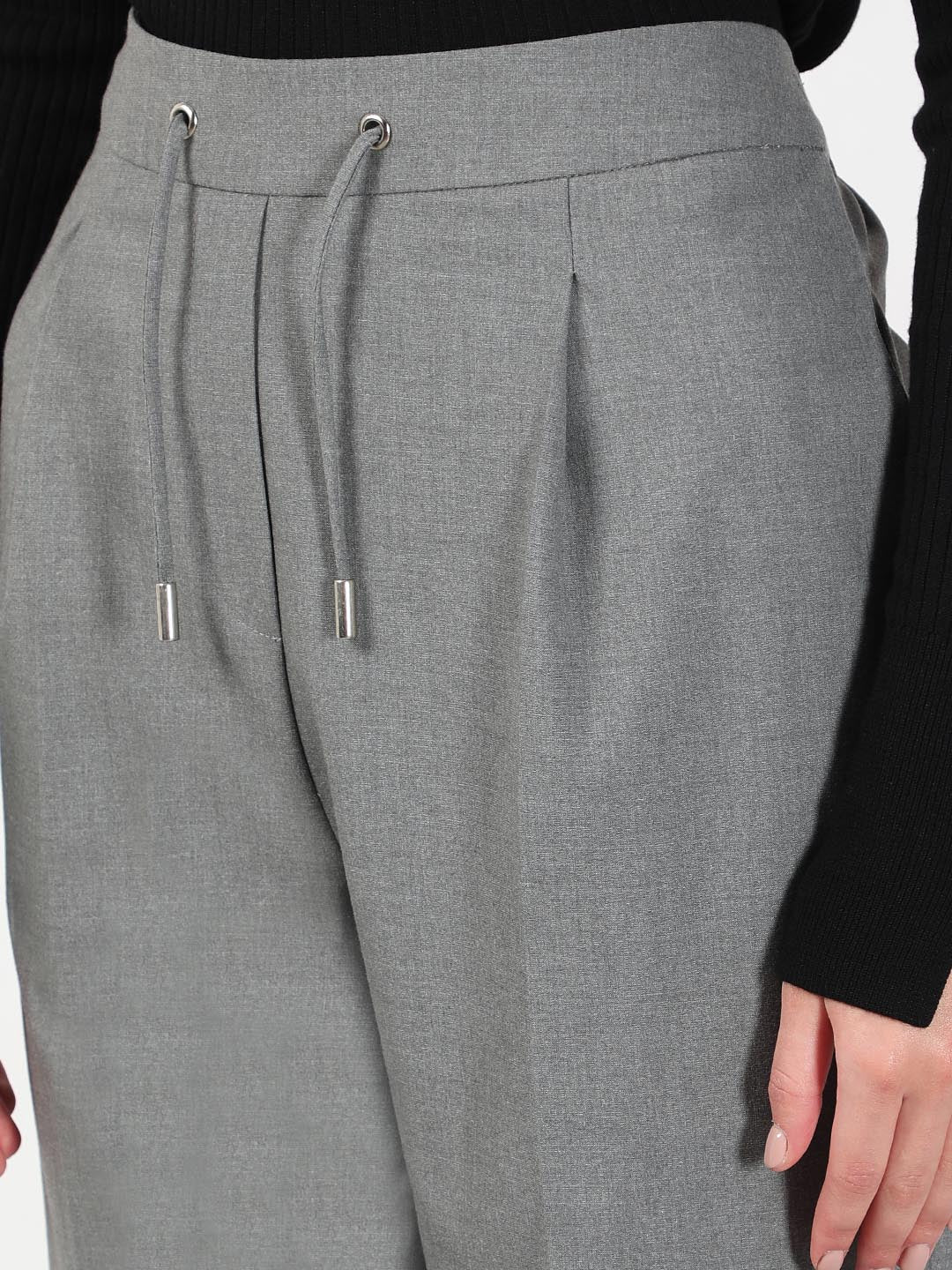 Vero Moda Light Grey Tapered Fit Pants