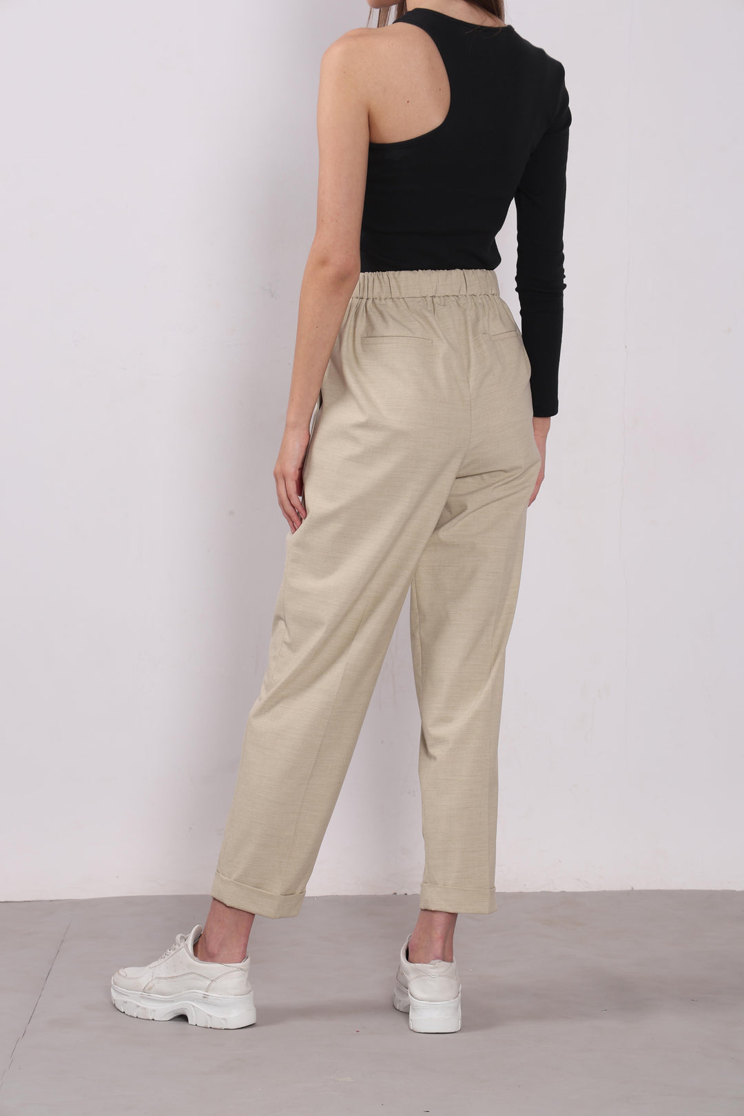 Vero Moda Beige Tapered Fit Pants