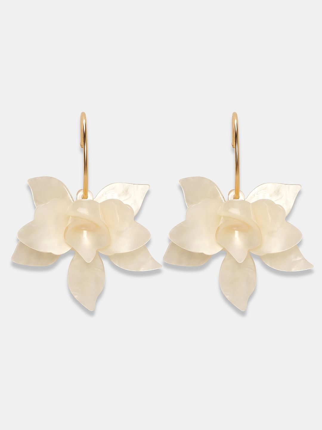 Off-White Pearl Flower Earrings