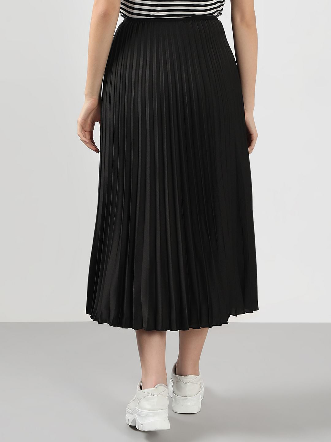 Black High Rise Pleated Midi Skirt