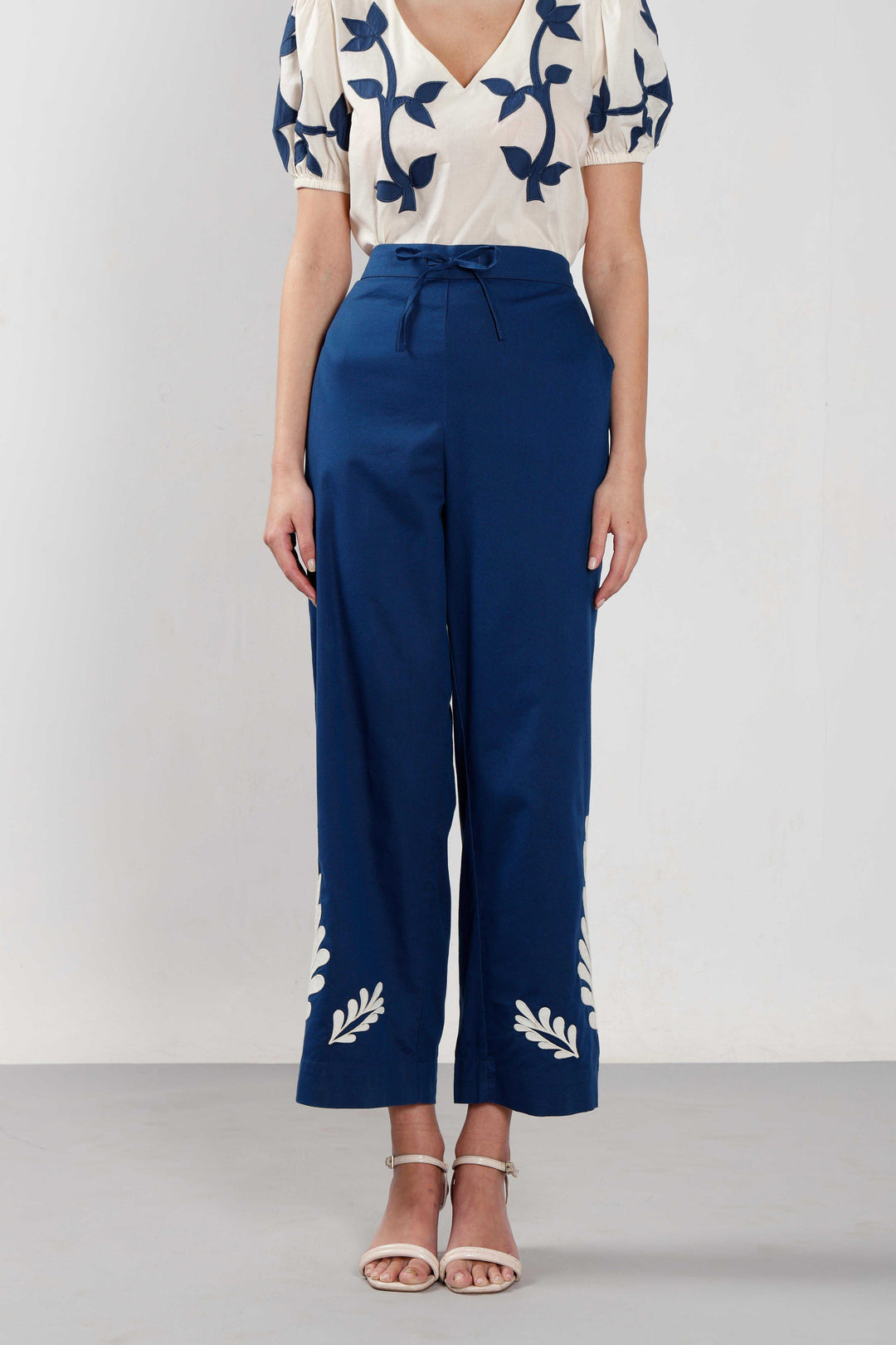 Vero Moda Dark Blue Printed High Rise Pants