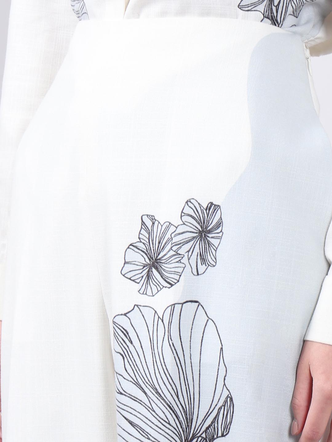 Vero Moda off-White High Rise Floral Pants