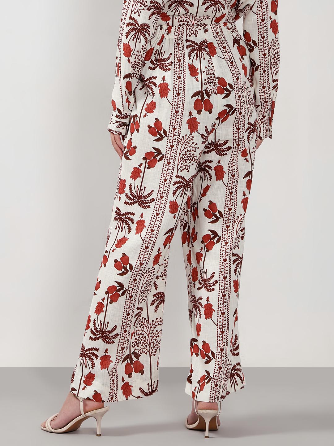 Vero Moda Ecru Printed High Rise Pants