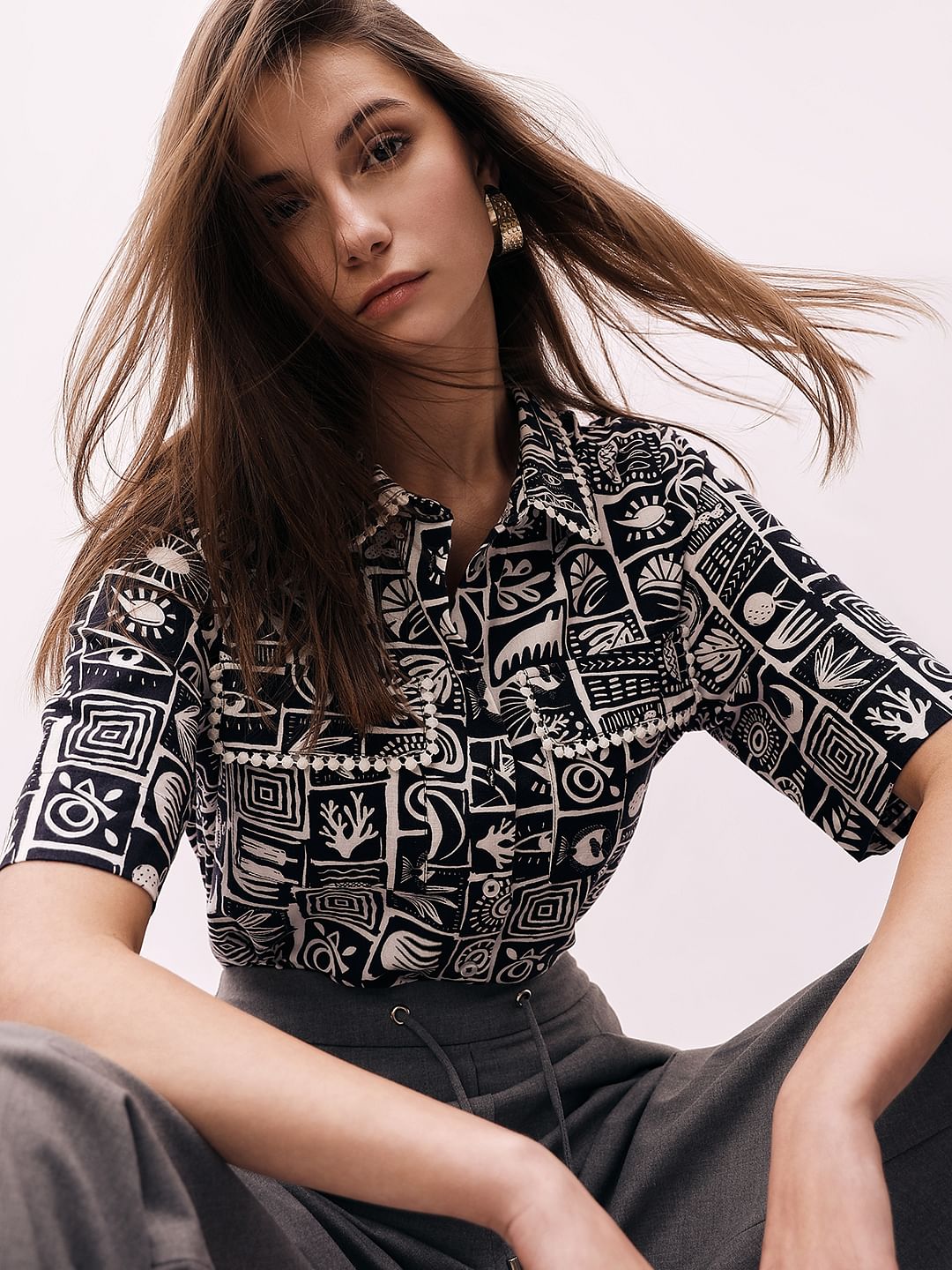 Black & White Printed Cropped Shirt