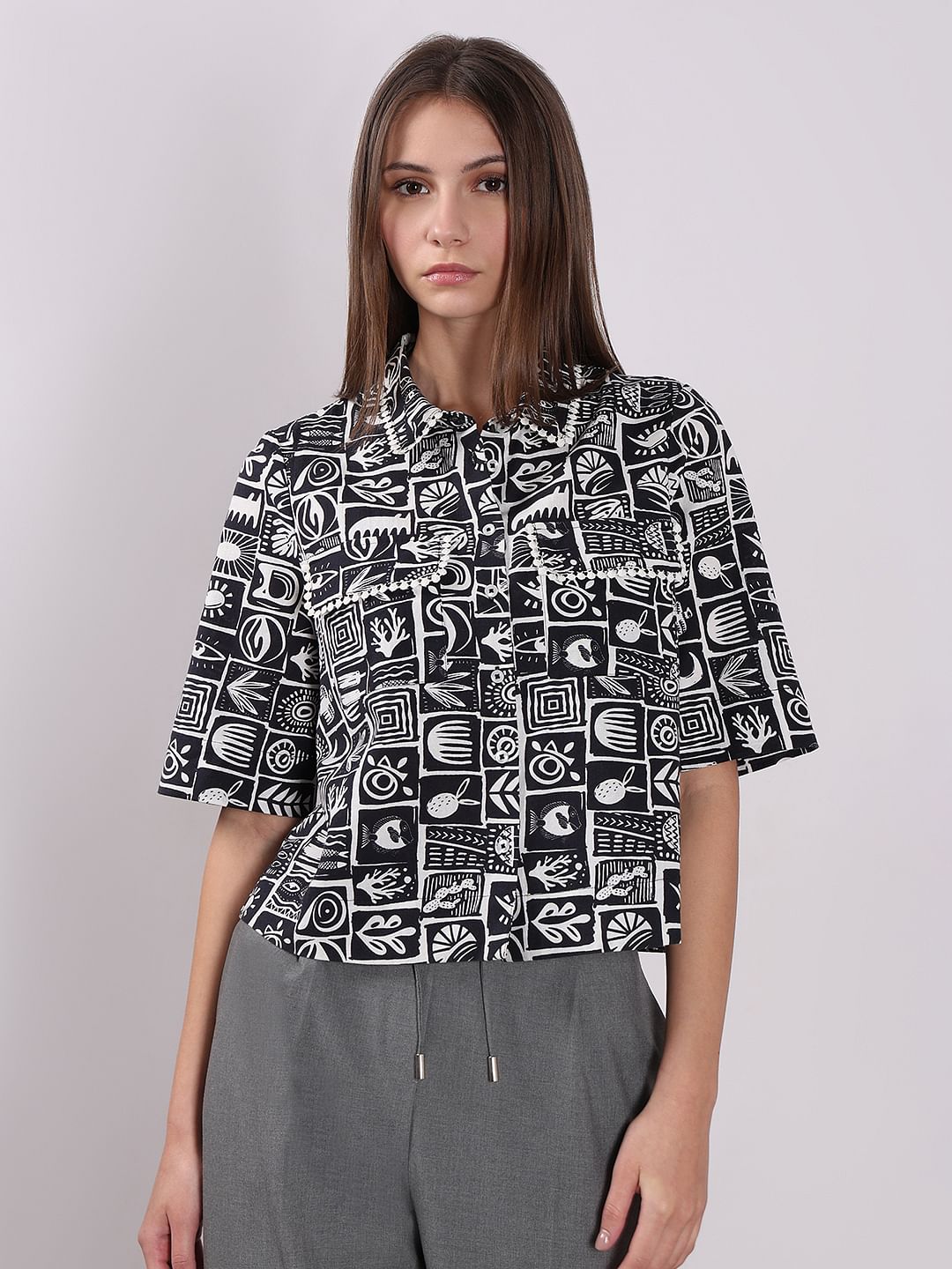 Black & White Printed Cropped Shirt