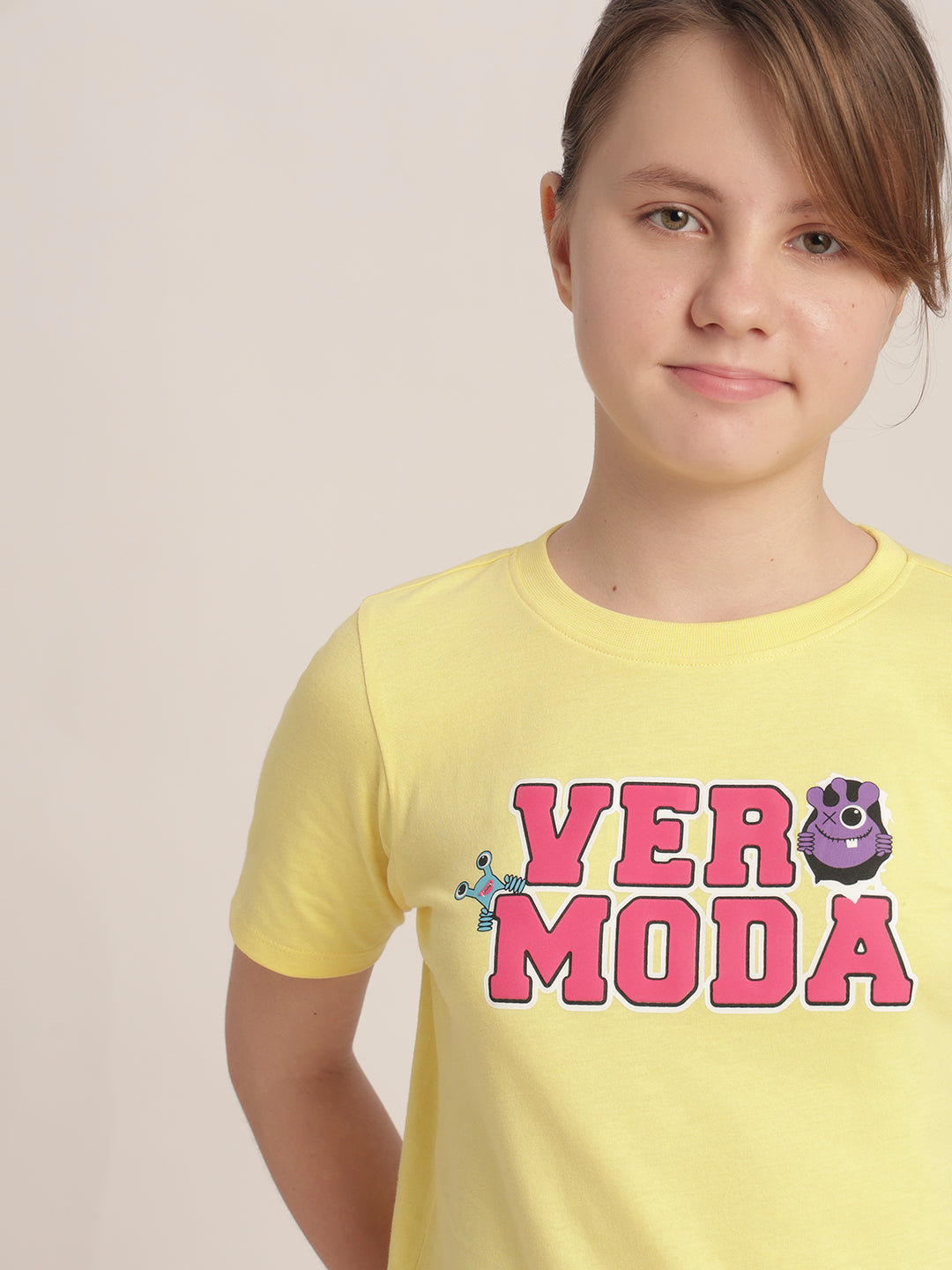 Girls Graphic Print T-shirt