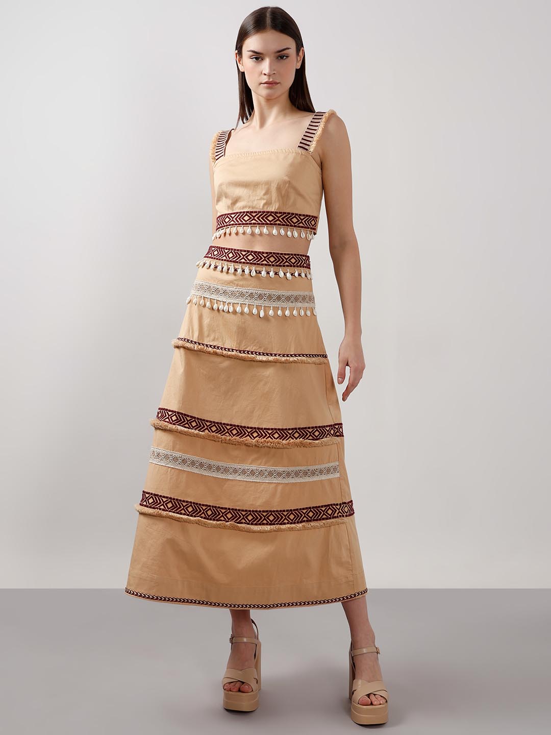 Vero Moda Beige Shell Tassels Cotton Crop Top