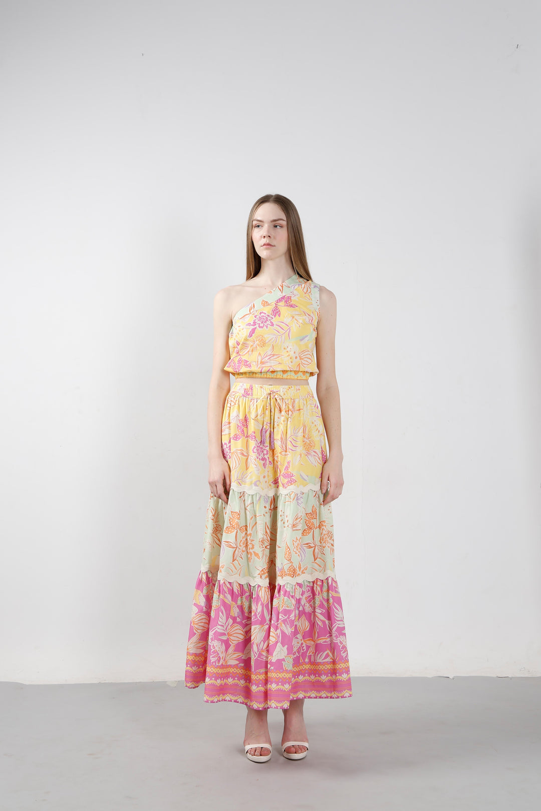 Vero Moda Multi-Colour Printed Flared Skirt