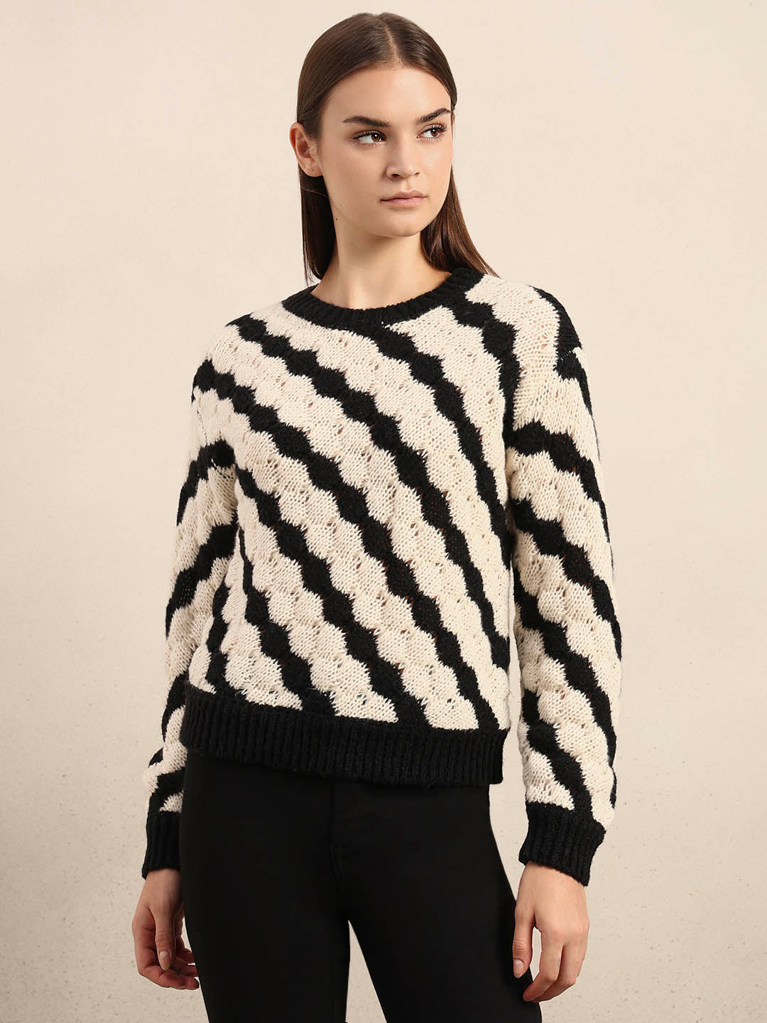 Striped O-Neck Pullover