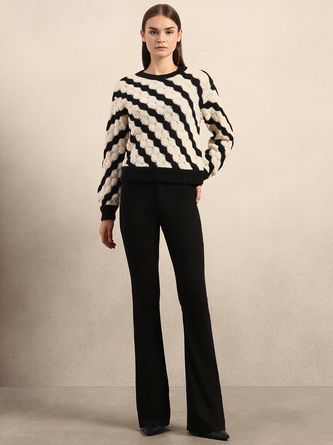 Striped O-Neck Pullover