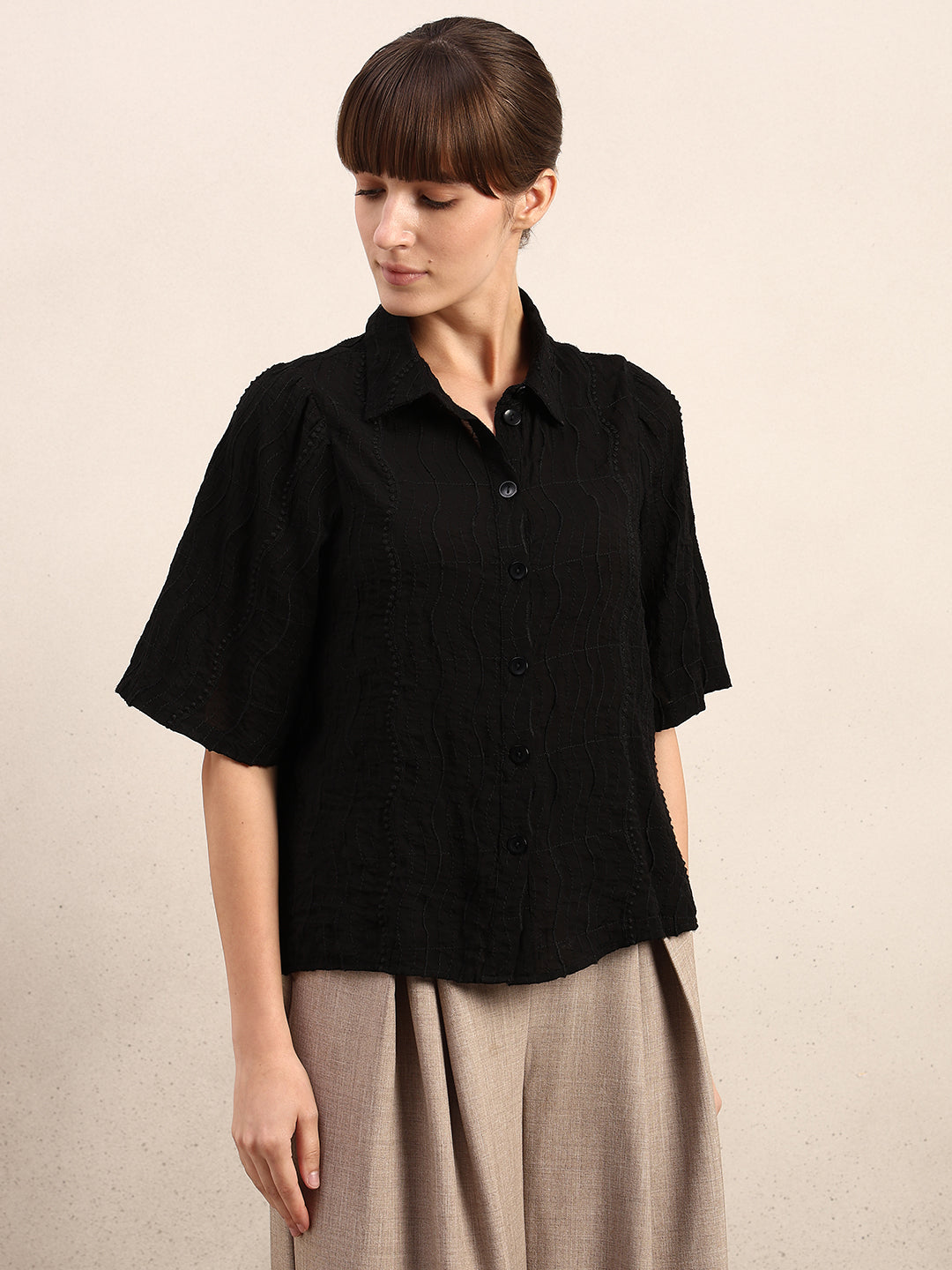 Textured Short Sleeves Shirt