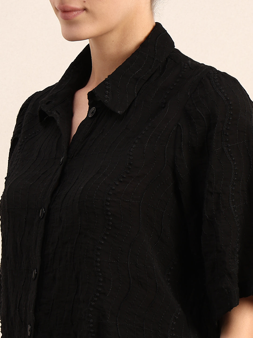 Textured Short Sleeves Shirt
