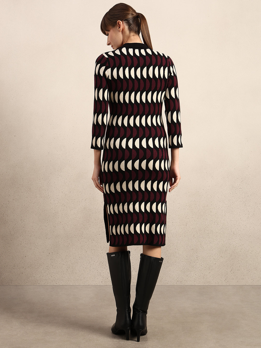 V-Neck Bodycon Knitted Dress