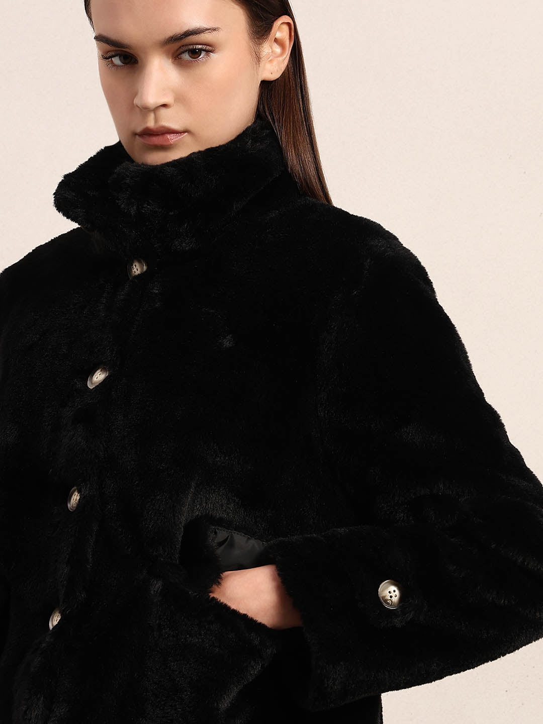Faux Fur Buttoned Jacket