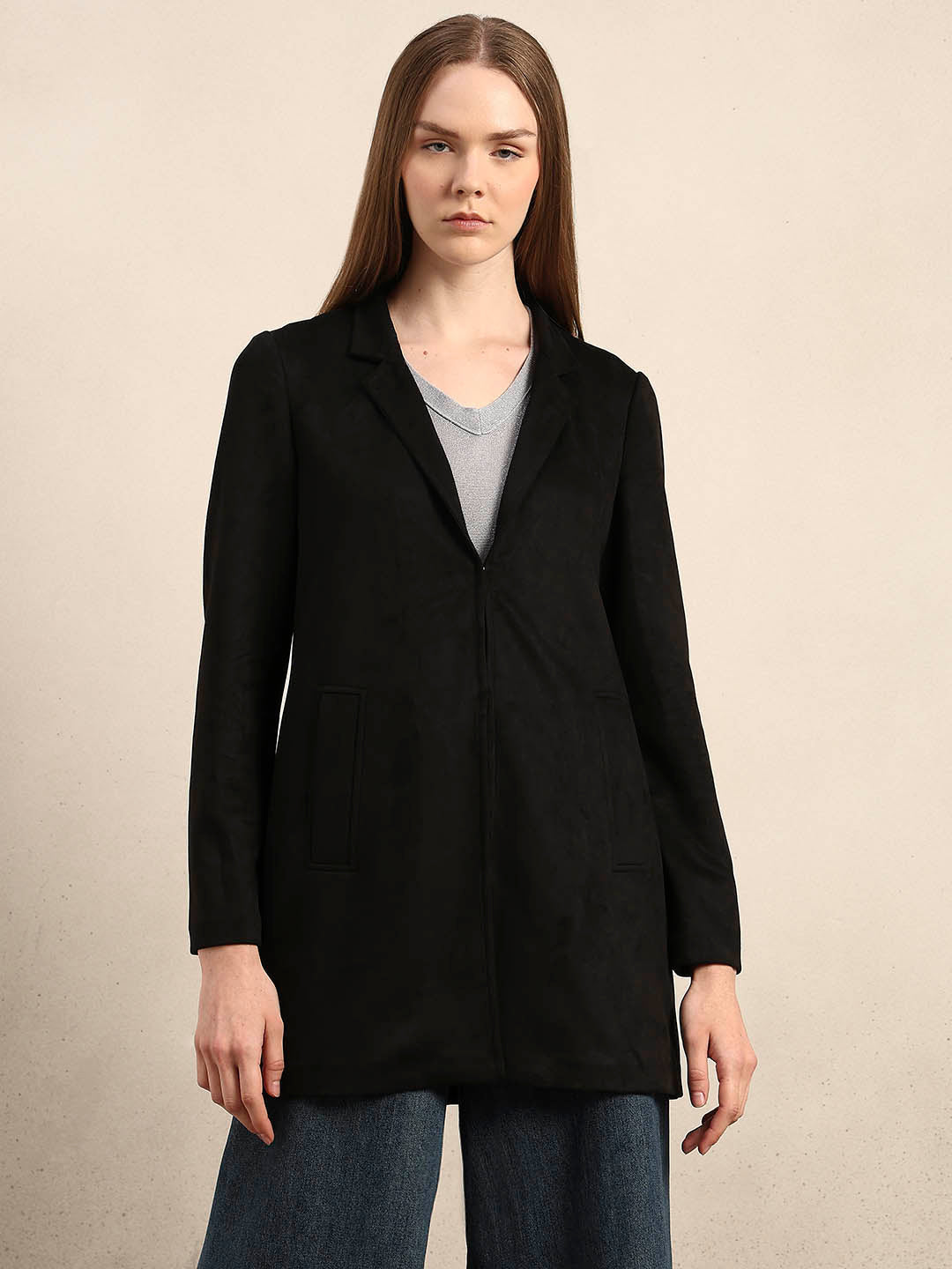 Long V-Neck Jacket - Black