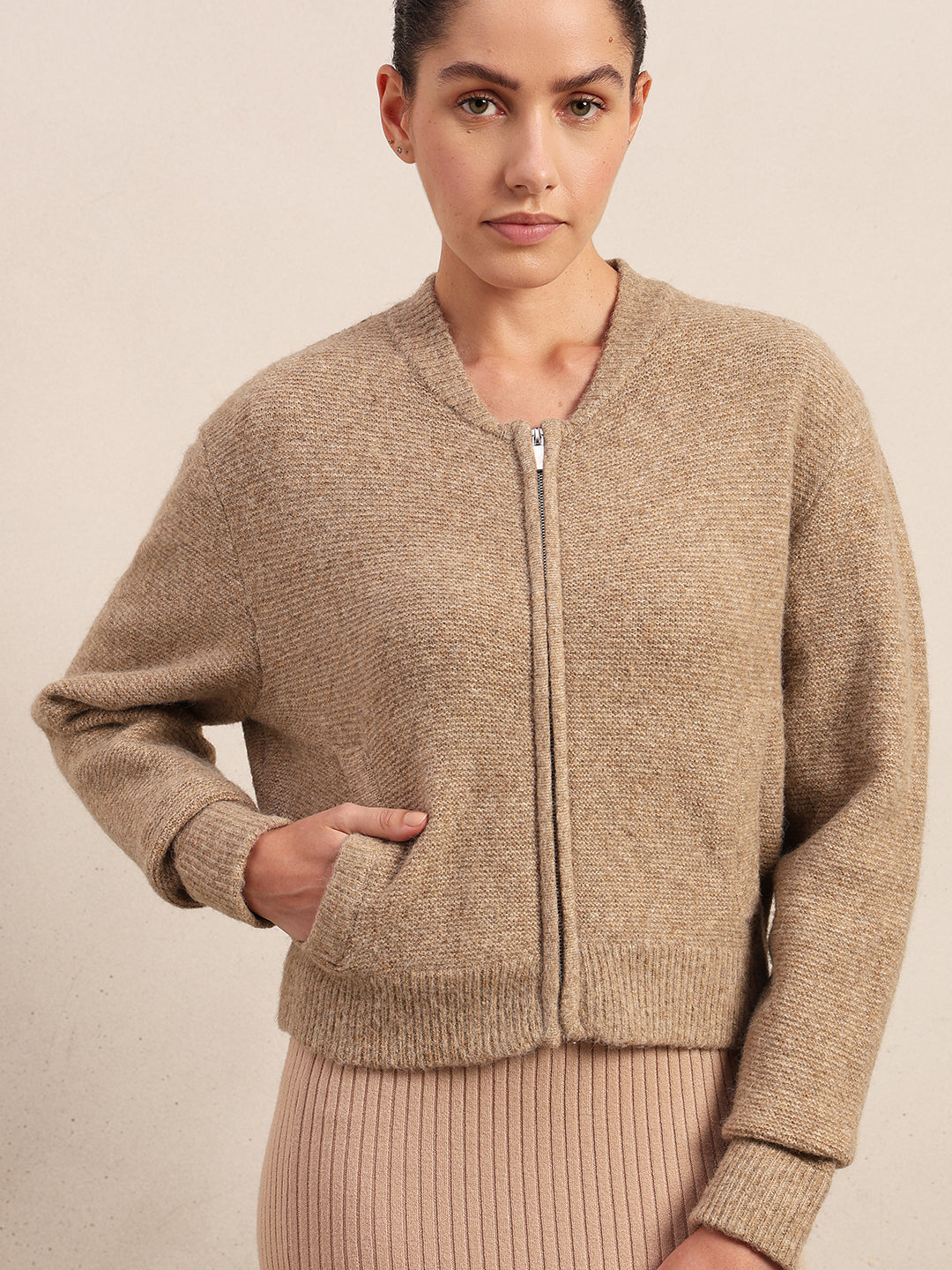 Zip-Up O-Neck Cardigan - Beige