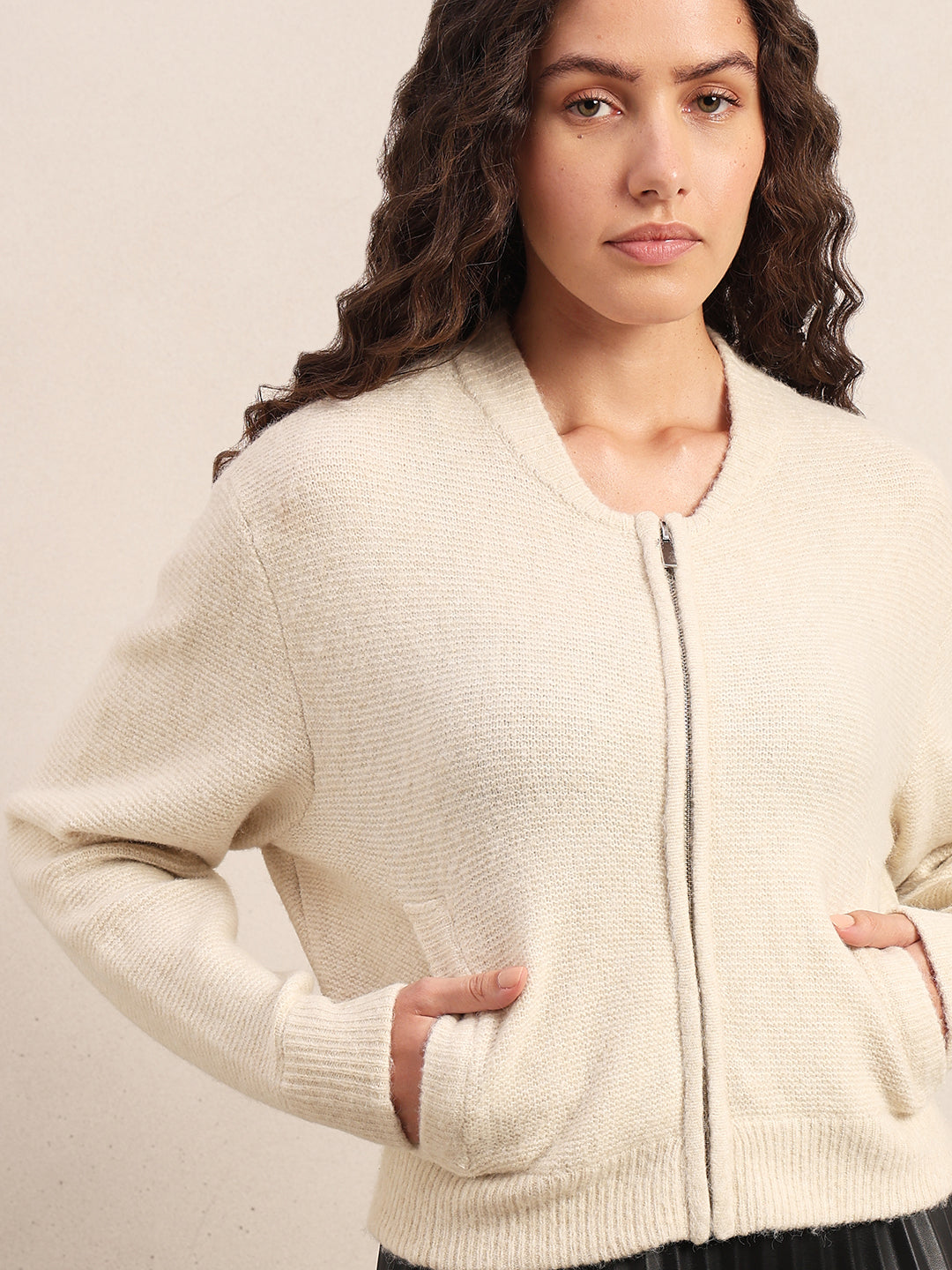 Zip-Up O-Neck Cardigan - Off-White