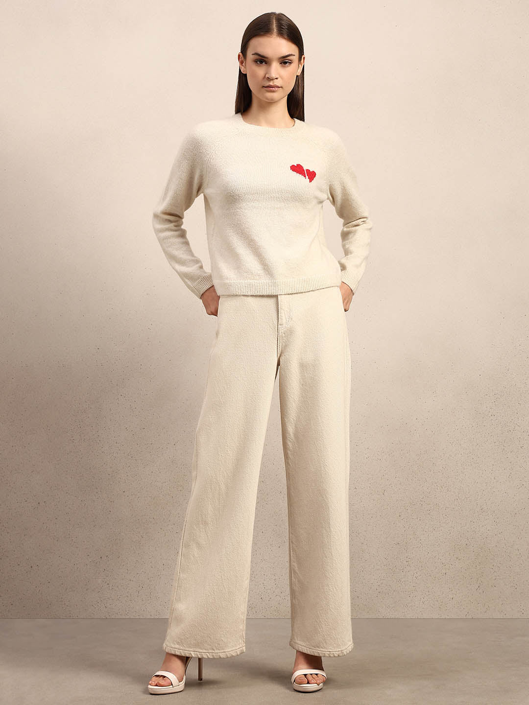 Heart Print O-Neck Pullover - Cream