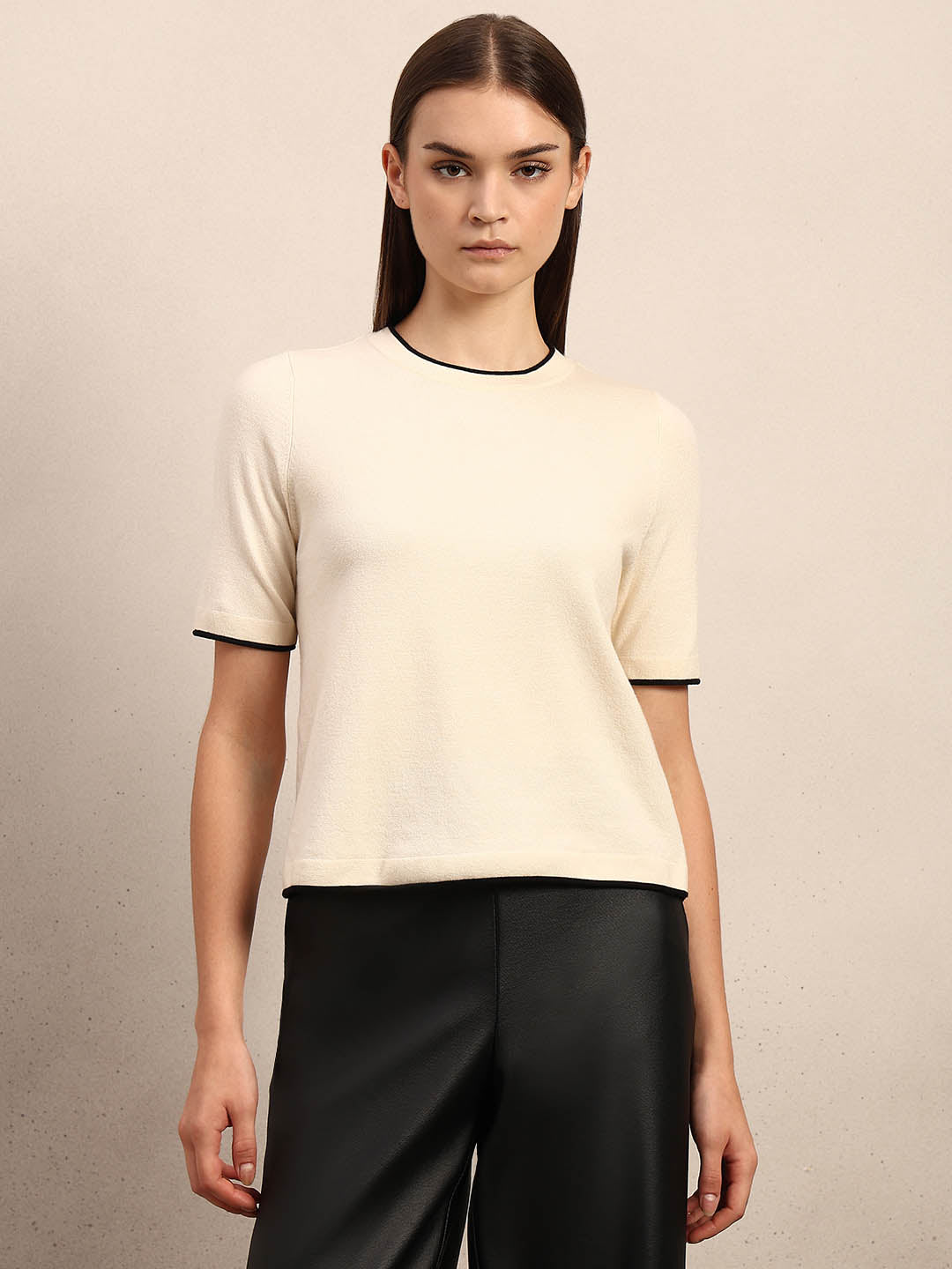 Short Sleeves O-Neck Pullover - Off-White