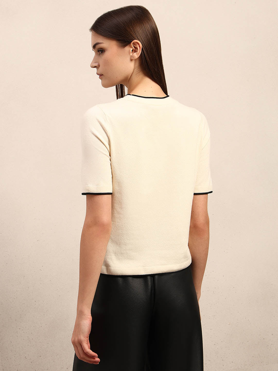Short Sleeves O-Neck Pullover - Off-White