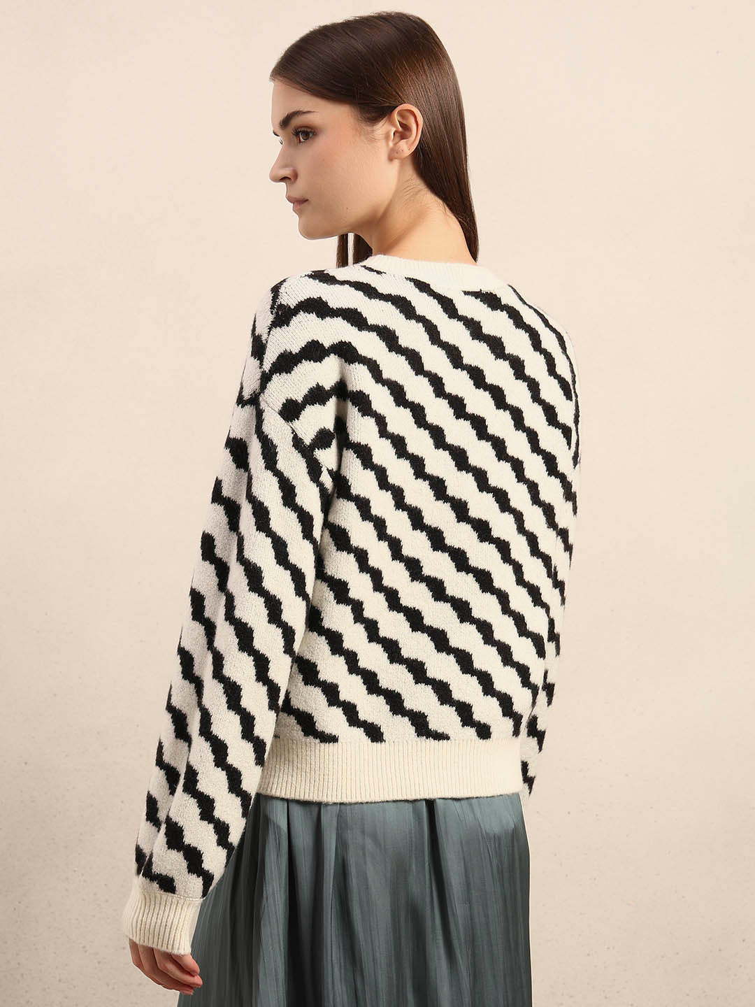 Black & Beige Printed Pullover