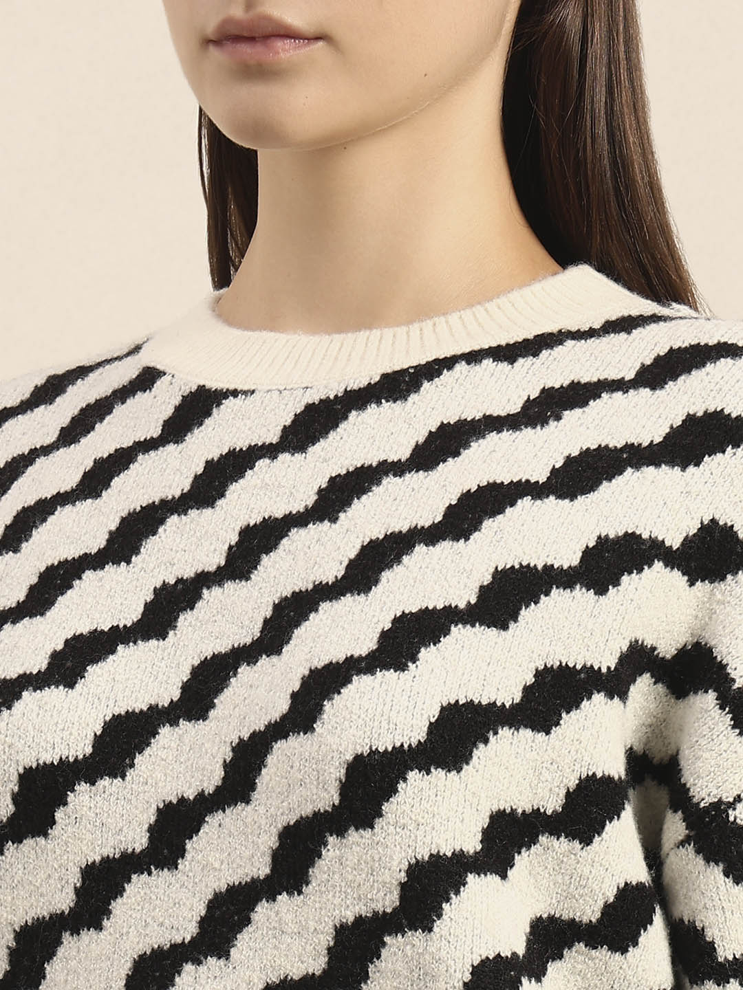 Black & Beige Printed Pullover